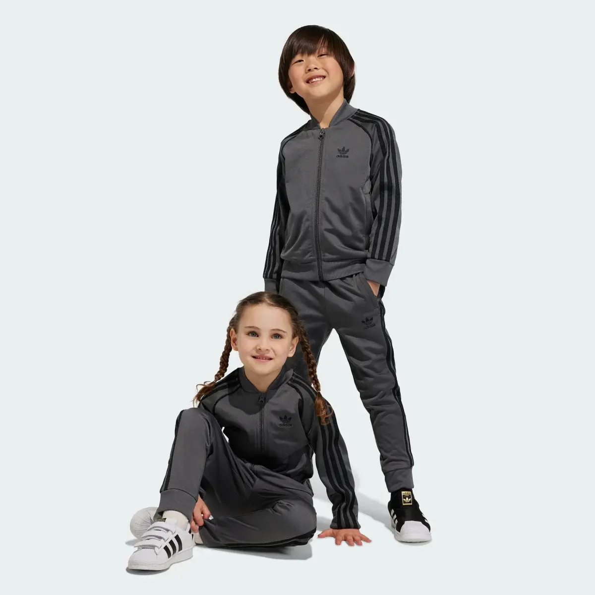 Adidas Adicolor SST Track Suit. 1