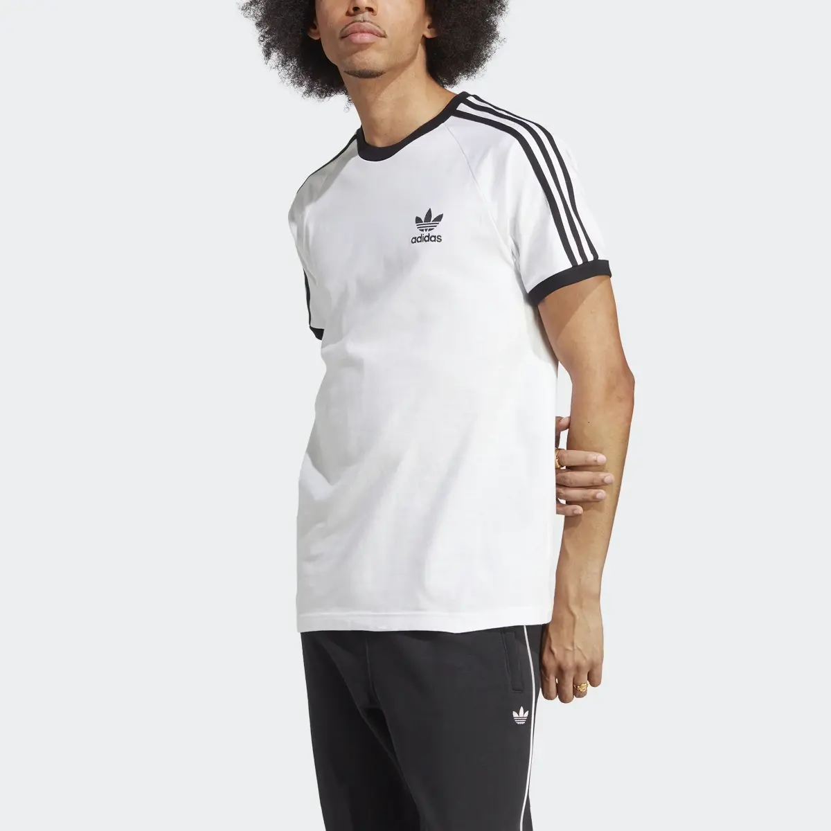 Adidas Adicolor Classics 3-Stripes T-Shirt. 1