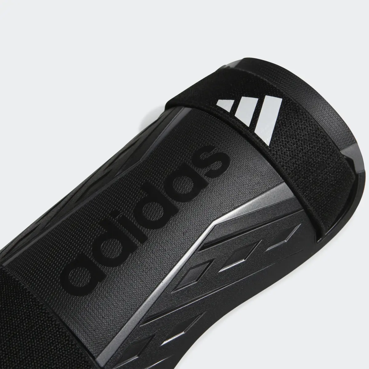 Adidas Tiro Training Shin Guard. 3