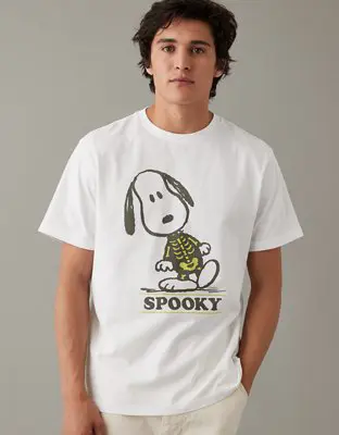 American Eagle Super Soft Snoopy Halloween Graphic T-Shirt. 1