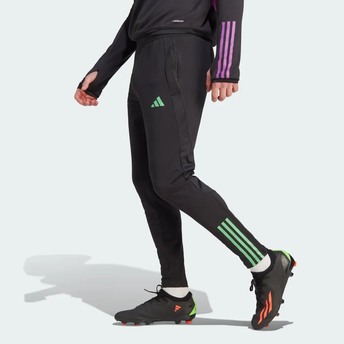 Adidas Pantalon d'entraînement FC Bayern Tiro 23. 2