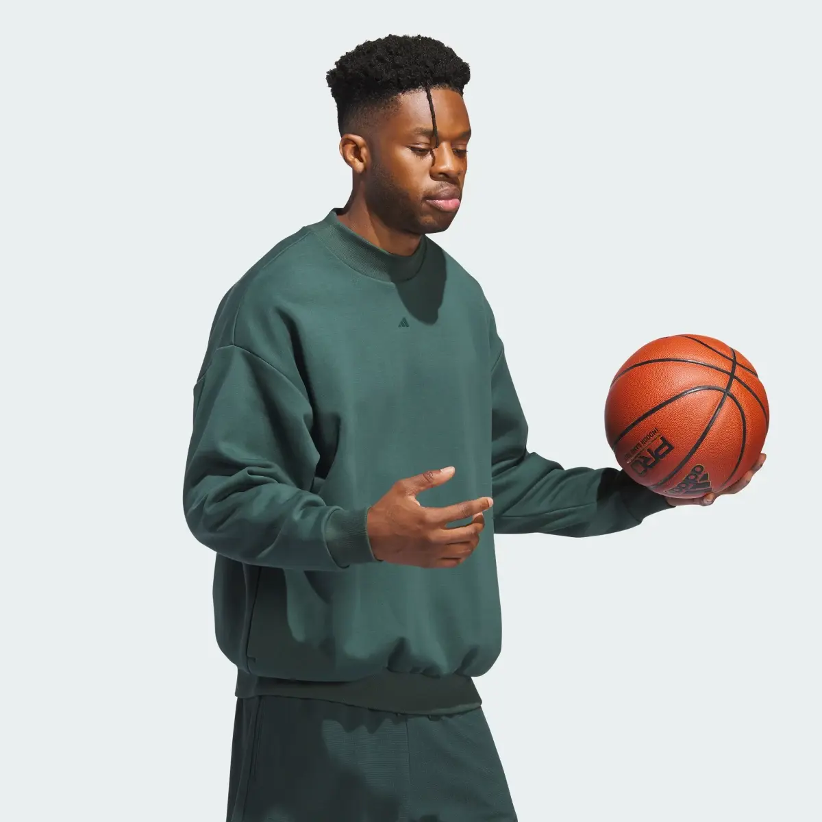 Adidas Basketball Sweatshirt. 3