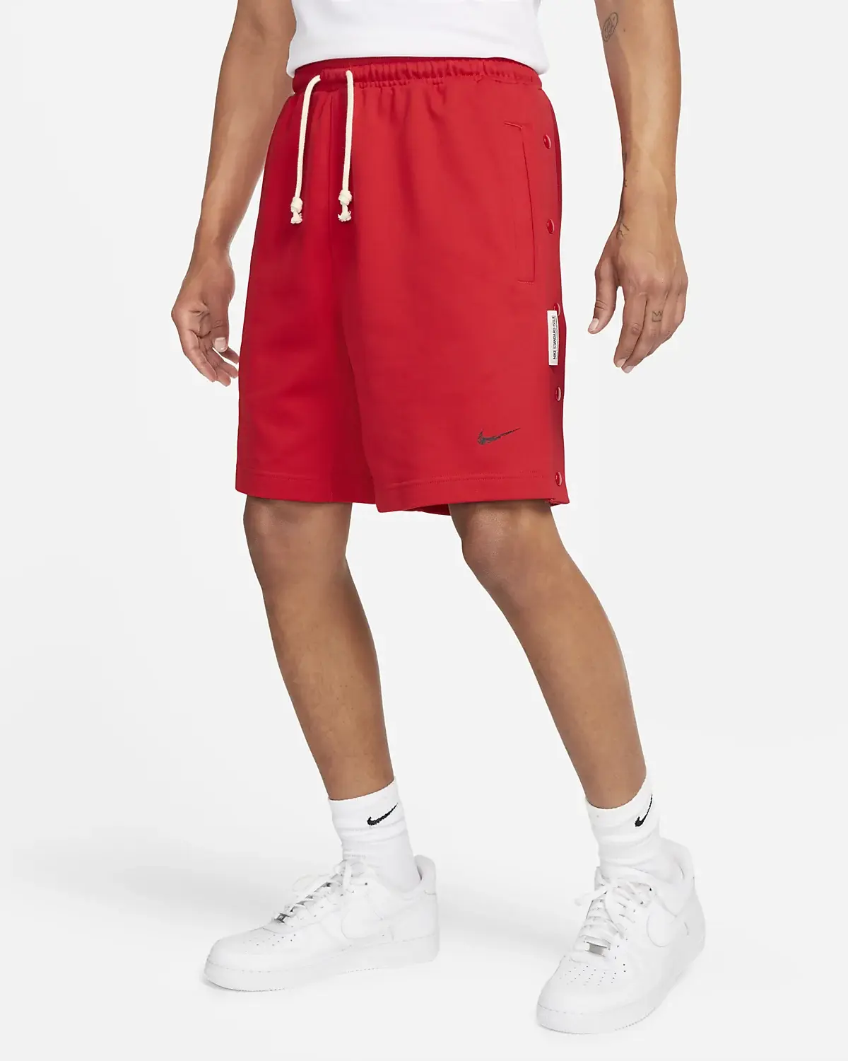 Nike Dri-FIT Standard Issue. 1