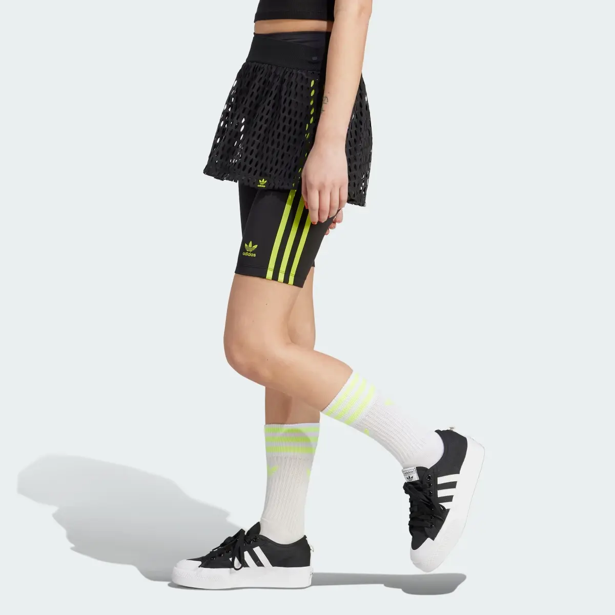 Adidas Short Leggings. 1