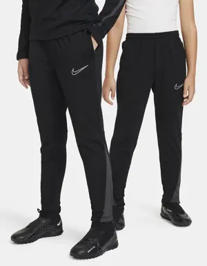 Nike Therma-FIT Academy