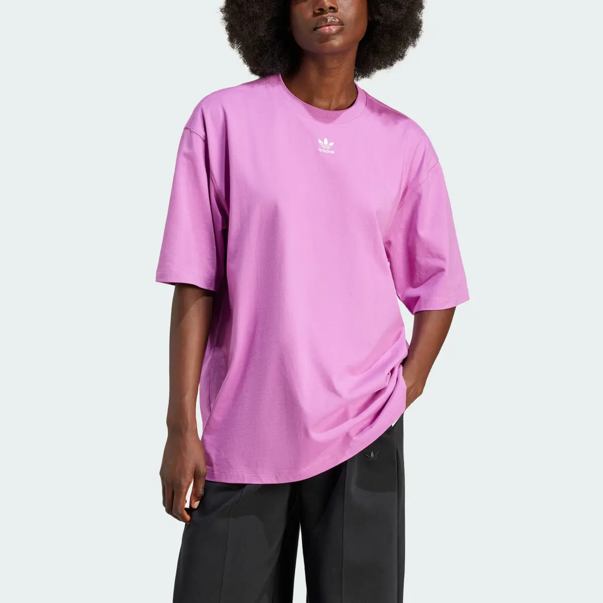 Adidas Adicolor Essentials T-Shirt. 1