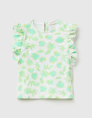 t-shirt with tropical print