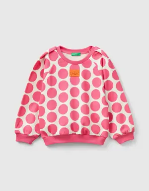 100% cotton sweatshirt with polka dots