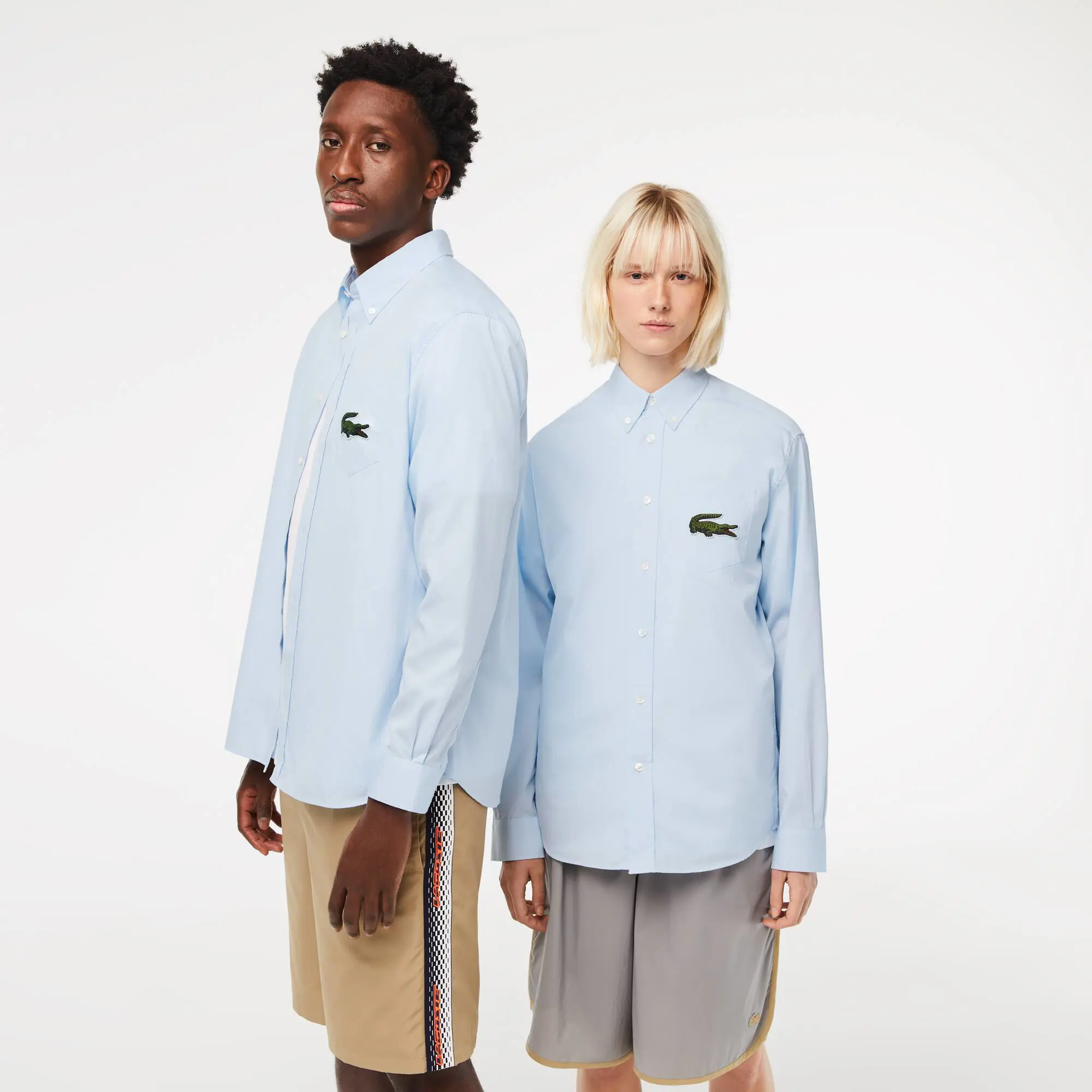 Lacoste Camisa unisex relaxed fit en algodón con cocodrilo de gran tamaño. 1