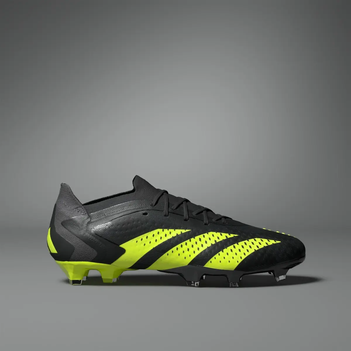 Adidas Predator Accuracy Injection.1 Low Çim Saha Kramponu. 3