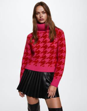 Turtleneck sweater with houndstooth print