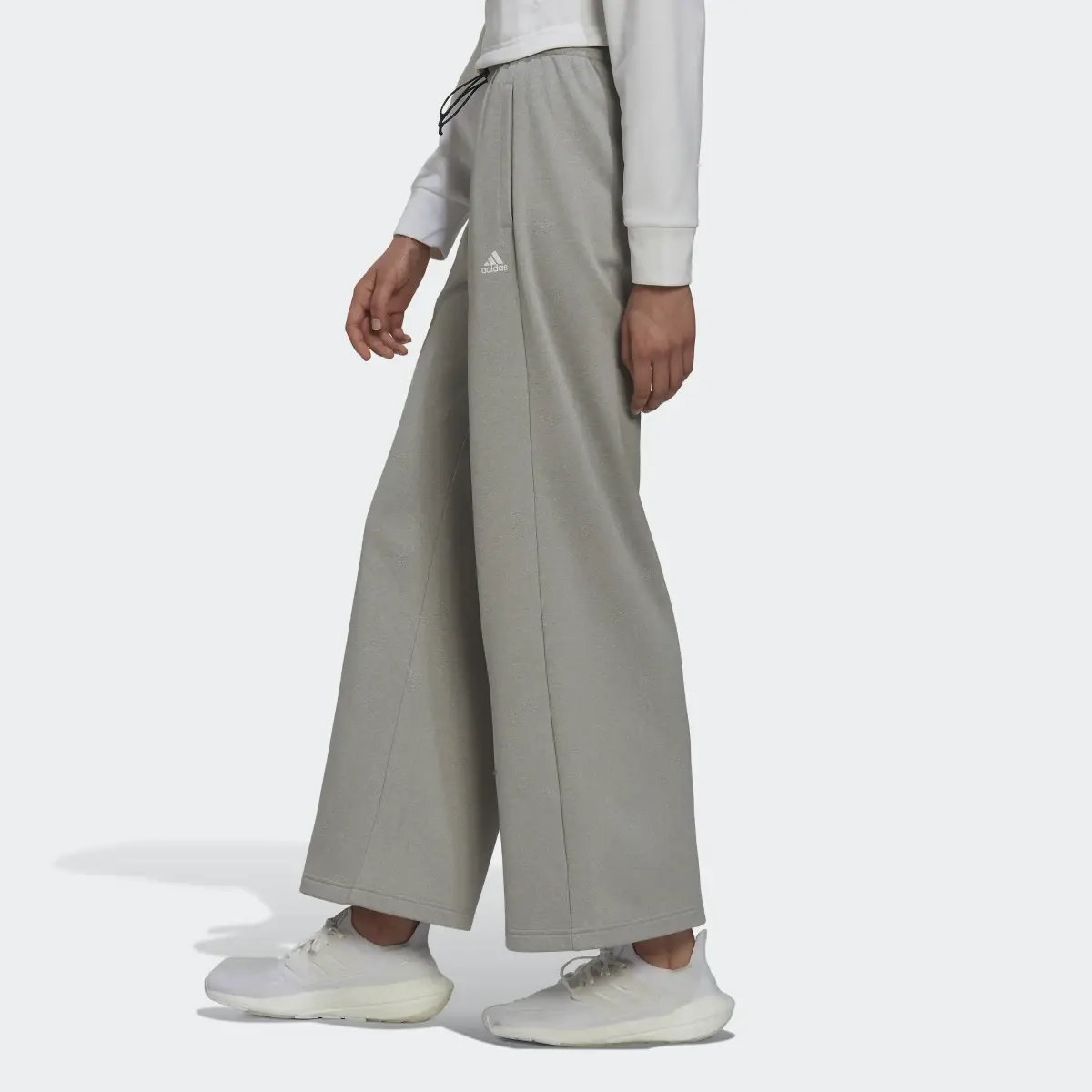 Adidas AEROREADY Wide-Leg High-Rise Pants. 2