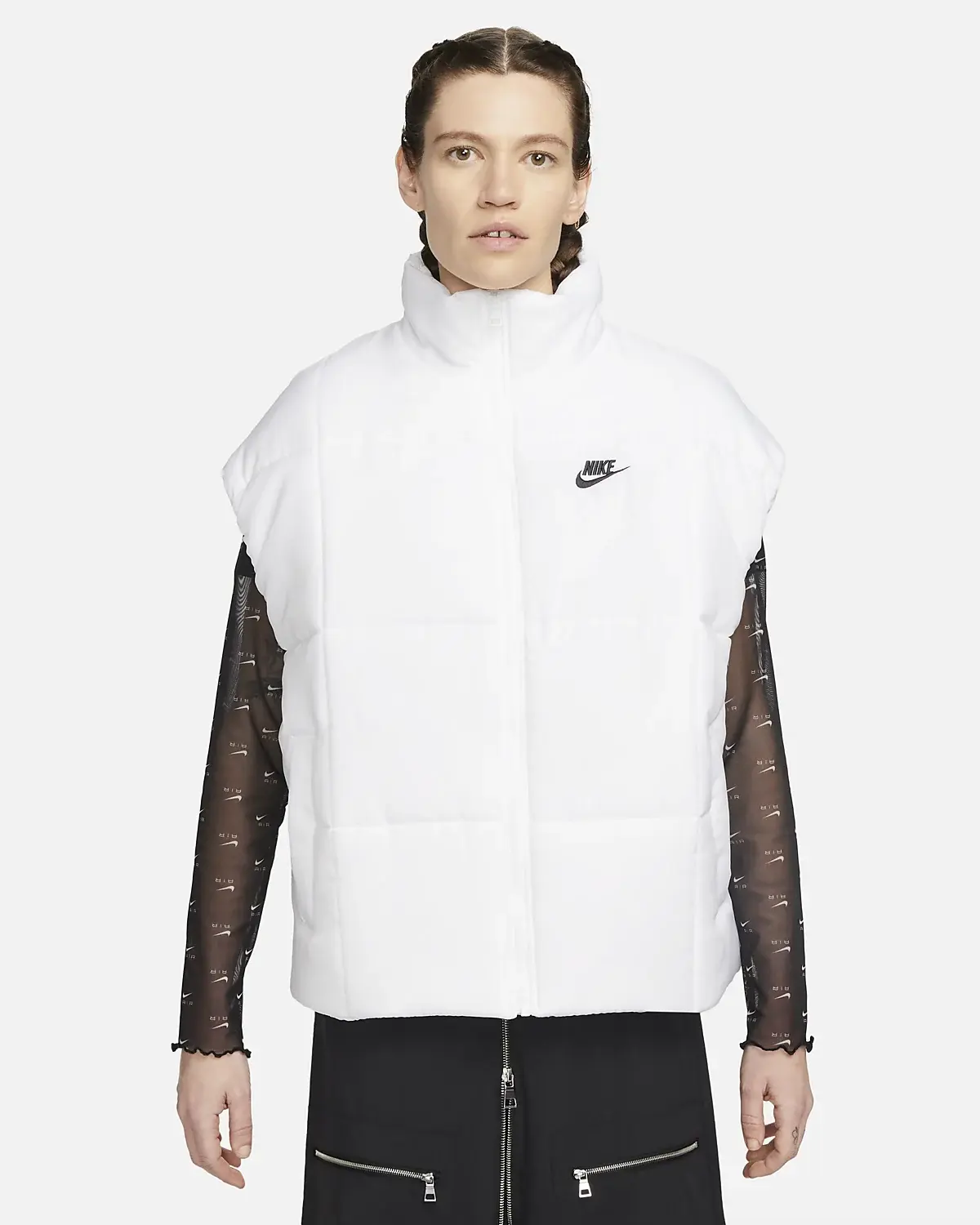 Nike Sportswear Classic Puffer. 1