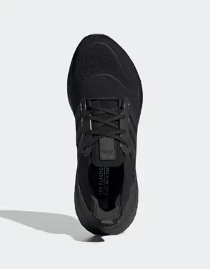 Adidas Ultraboost 22 Shoes. 3