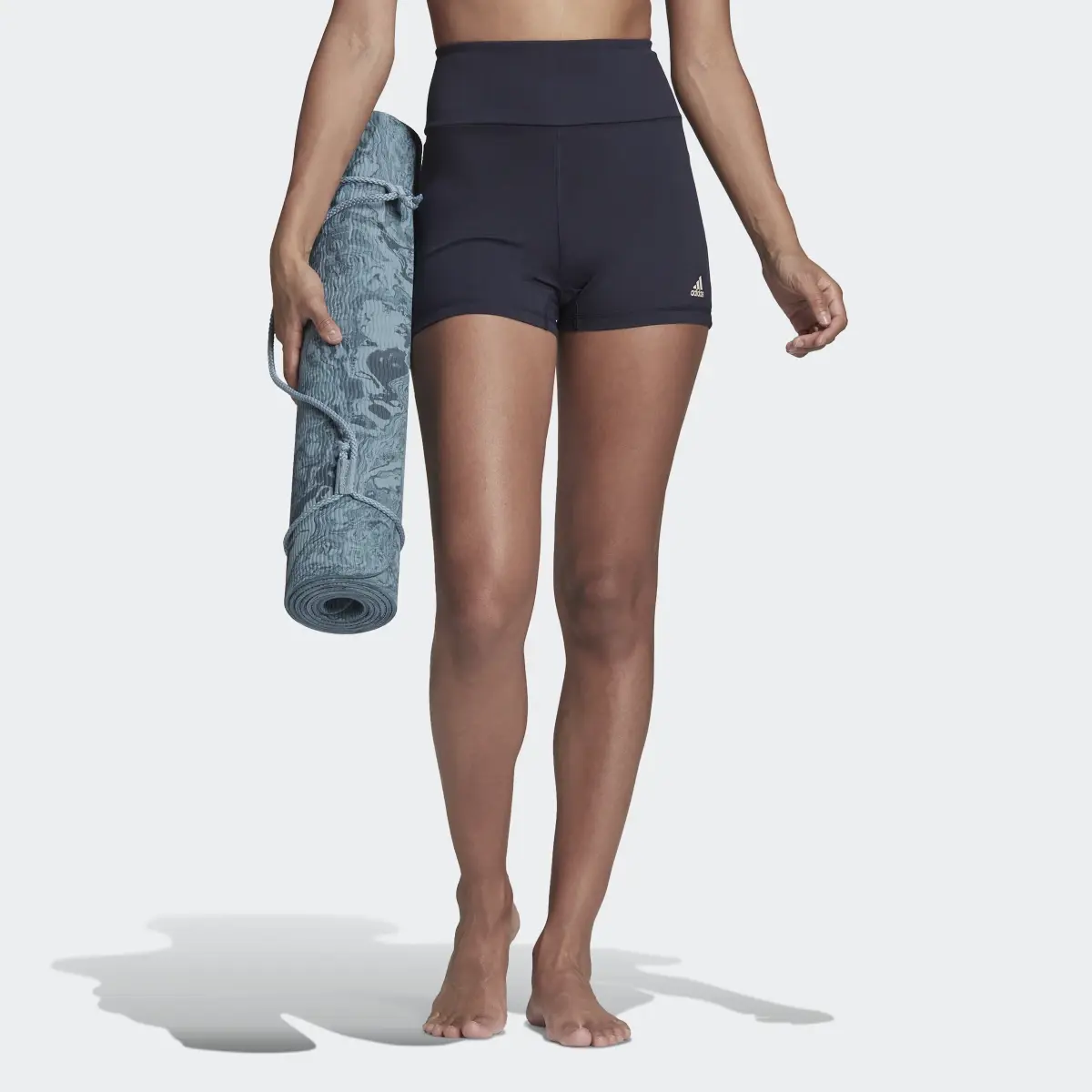 Adidas Yoga Essentials High-Waisted kurze Leggings. 1