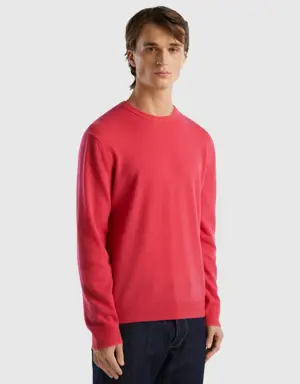fuchsia crew neck sweater in pure merino wool