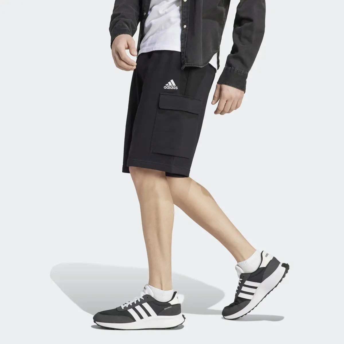 Adidas Short en molleton Essentials. 2