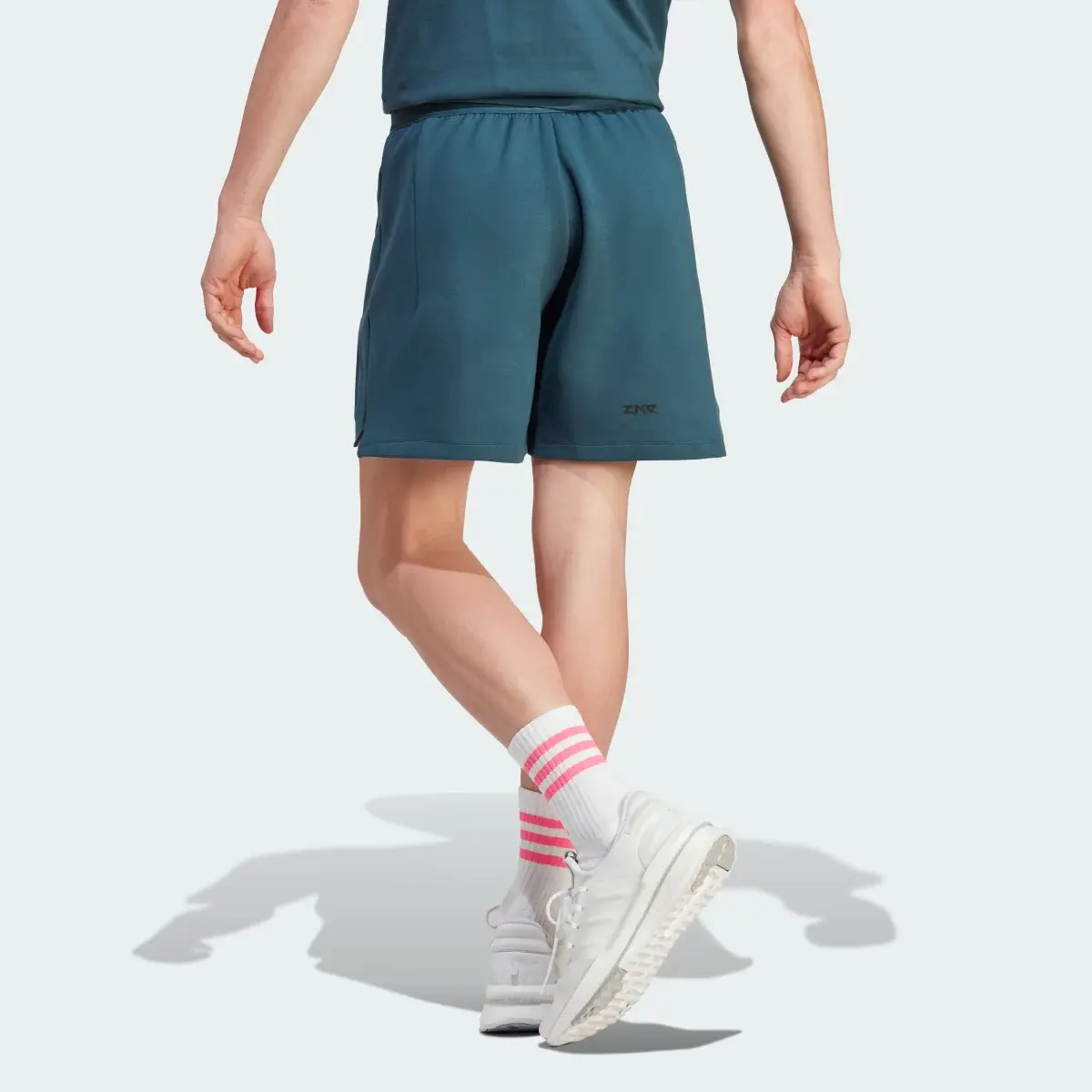 Adidas Pantalón corto Z.N.E. Premium. 2