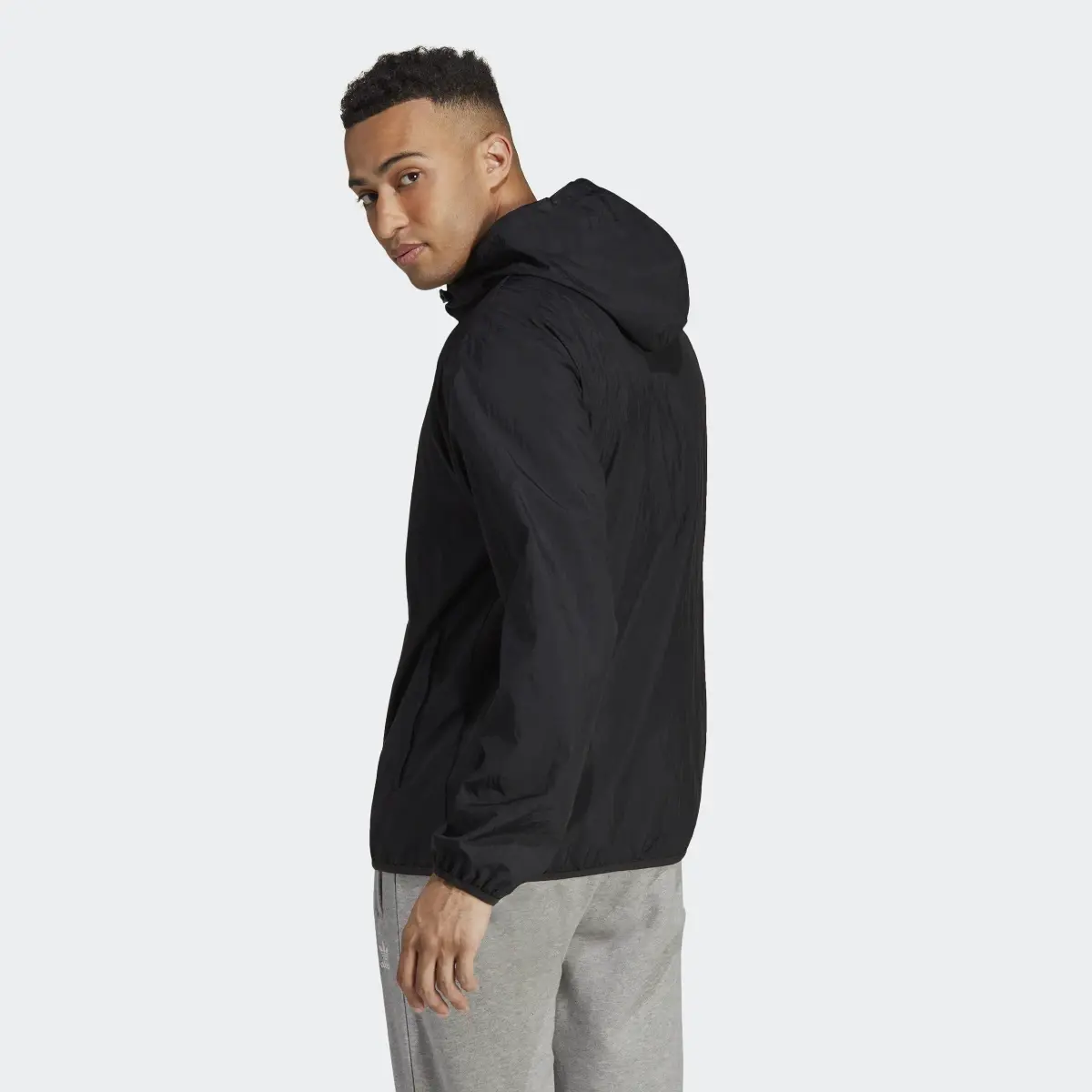 Adidas Trefoil Essentials Windbreaker. 3