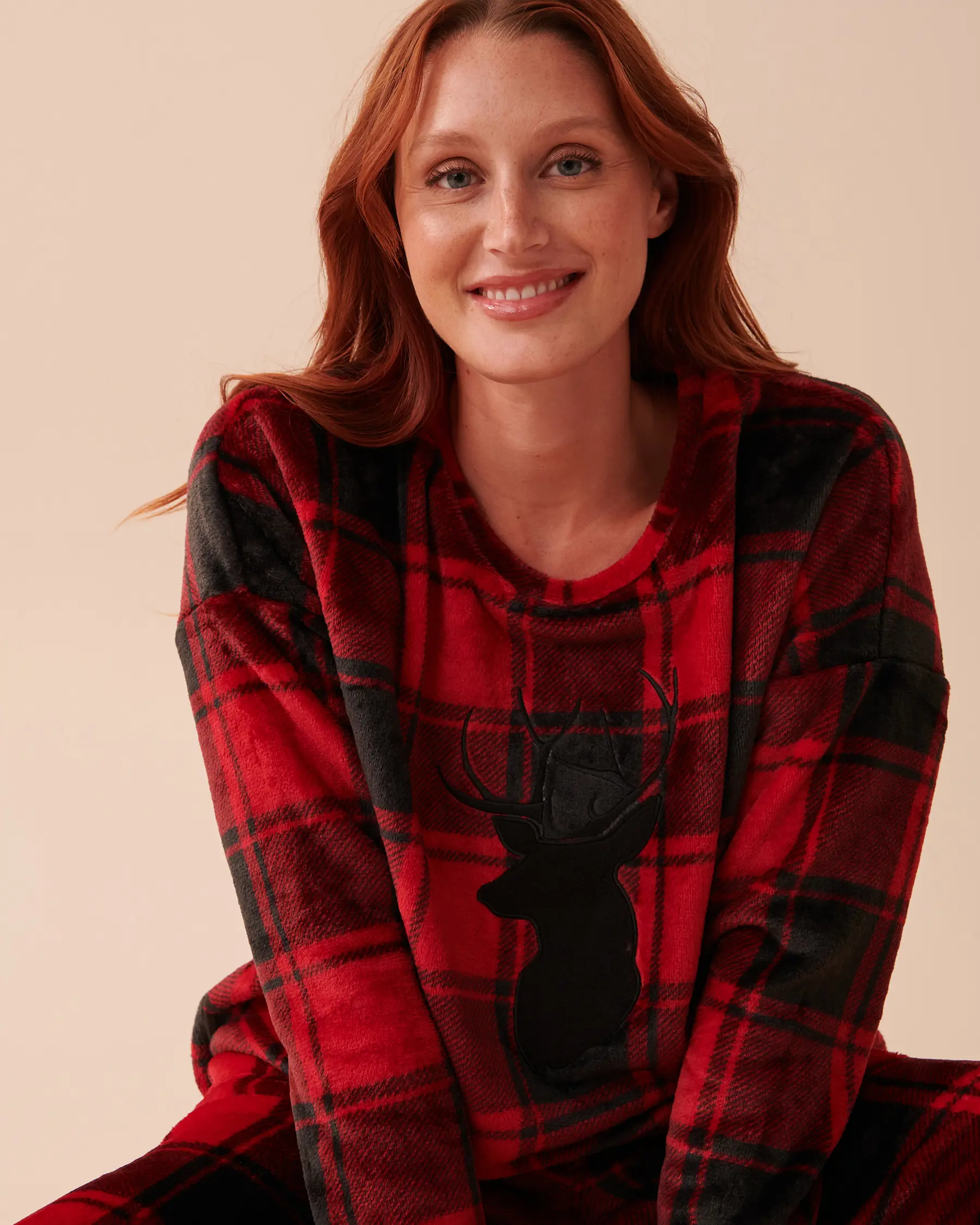 La Vie en Rose Buffalo Plaid Soft Plush PJ Set. 2