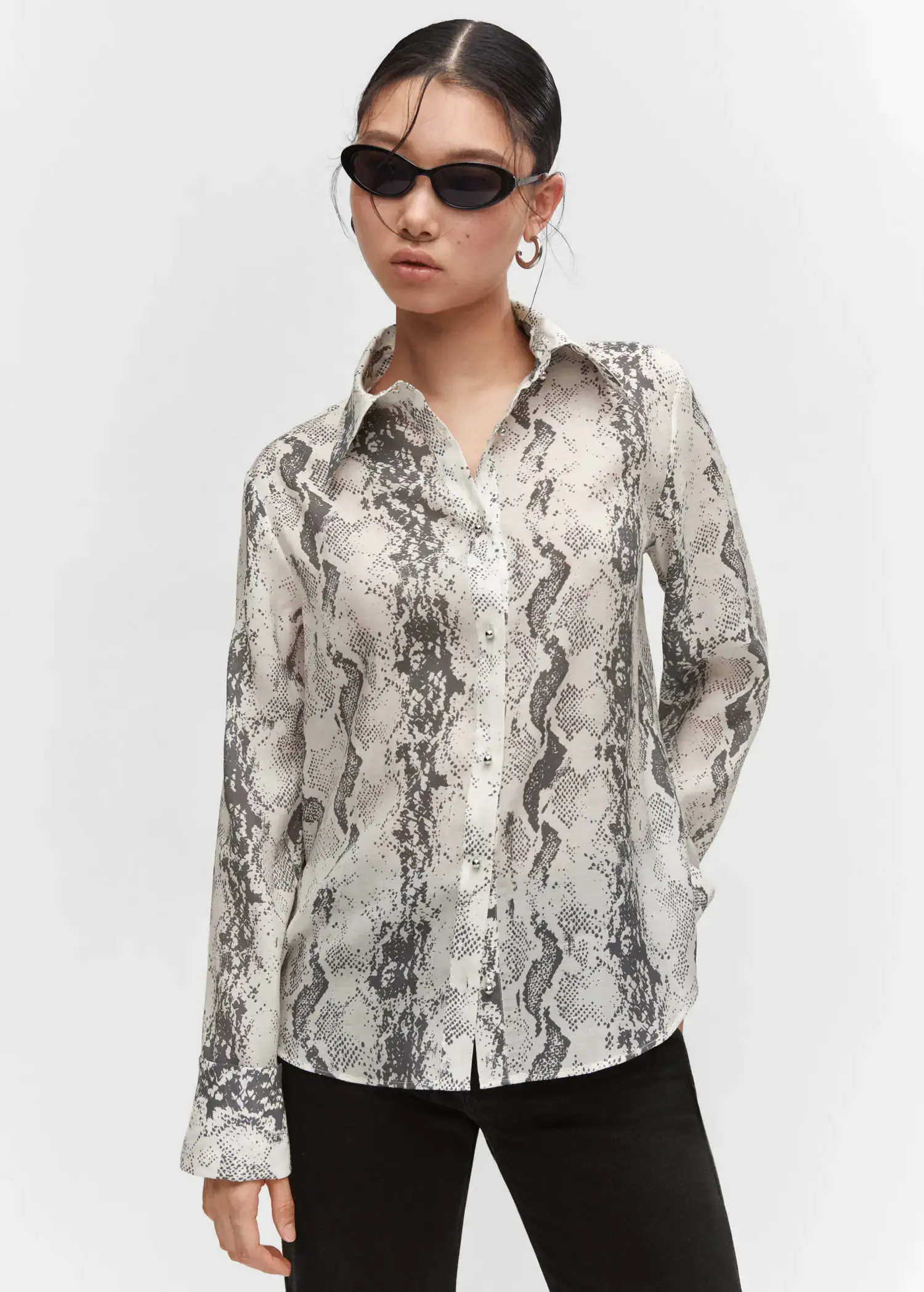 Mango Snake-print lyocell shirt. 1