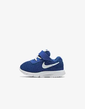 Nike Tanjun