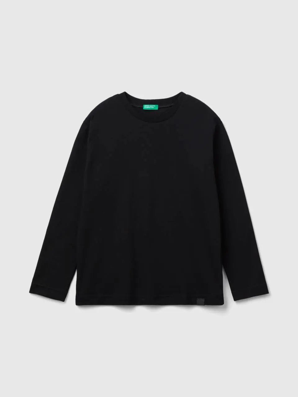 Benetton 100% organic cotton crew neck t-shirt. 1