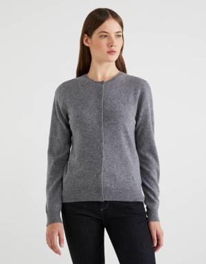 Gray crew neck cardigan in pure Merino wool