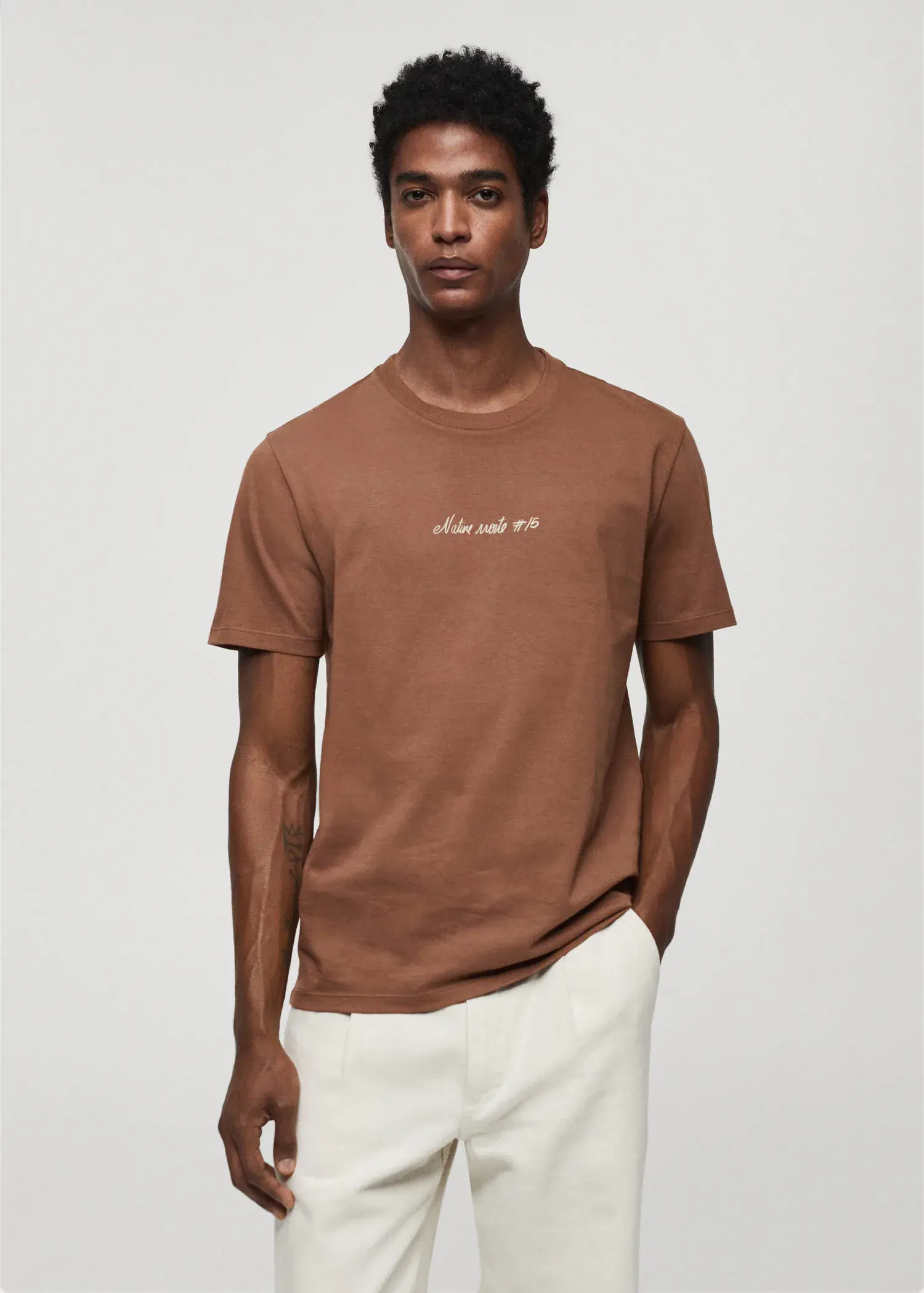Mango T-Shirt aus 100 % Baumwolle mit Printdetail. 2