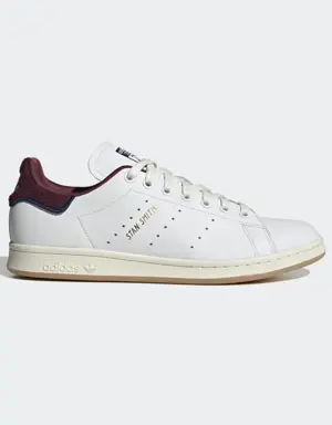 Adidas Stan Smith Shoes. 2