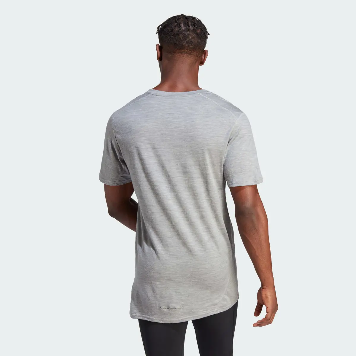 Adidas Ultimate Running Conquer the Elements Merino Tee. 3
