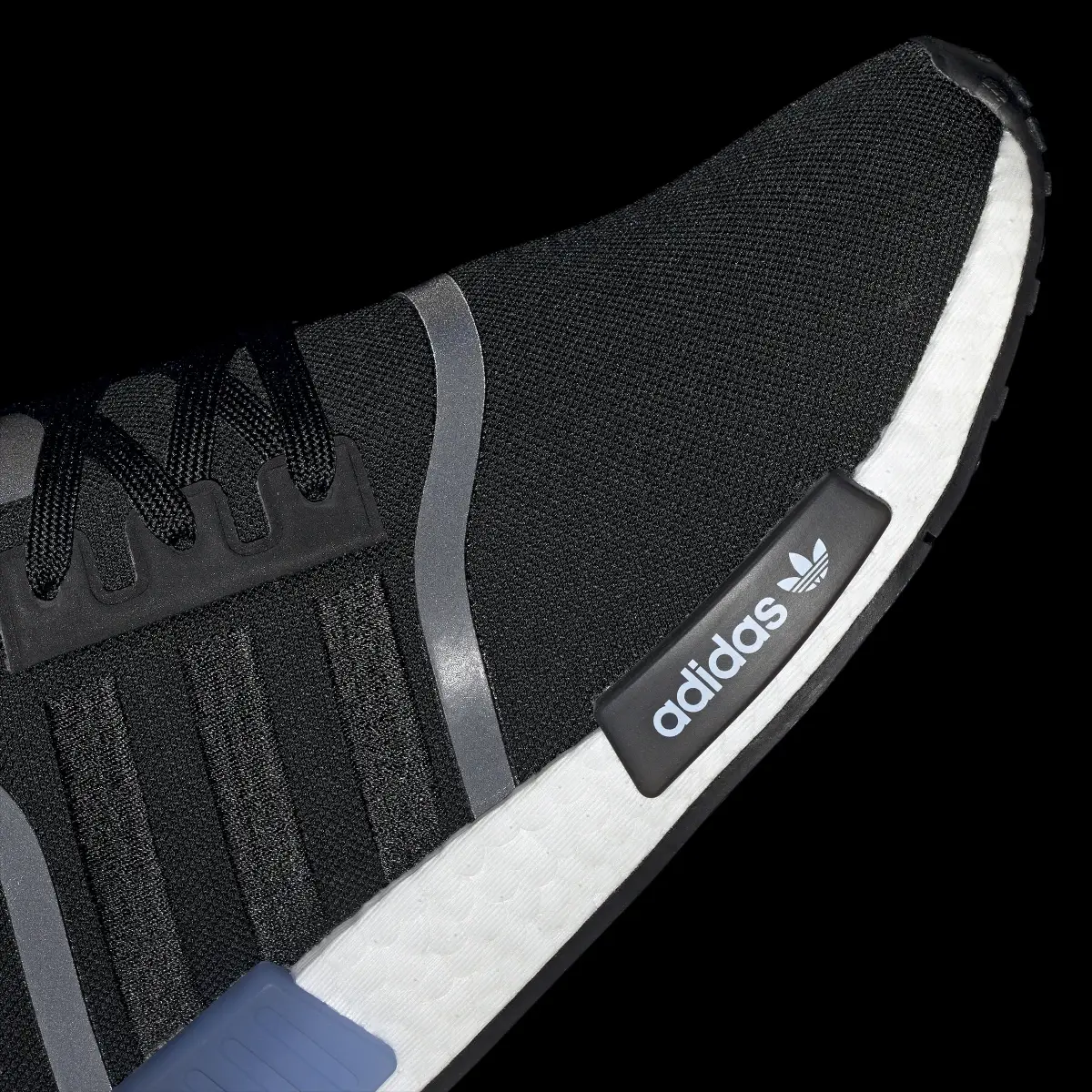 Adidas Zapatilla NMD_R1. 3