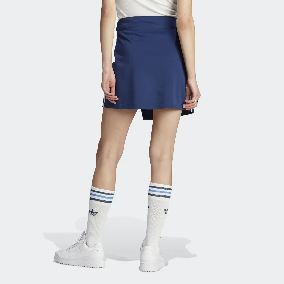 Adidas Adicolor Classics 3-Stripes Short Wrapping Skirt. 2