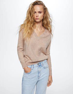 100% wool v-neck sweater