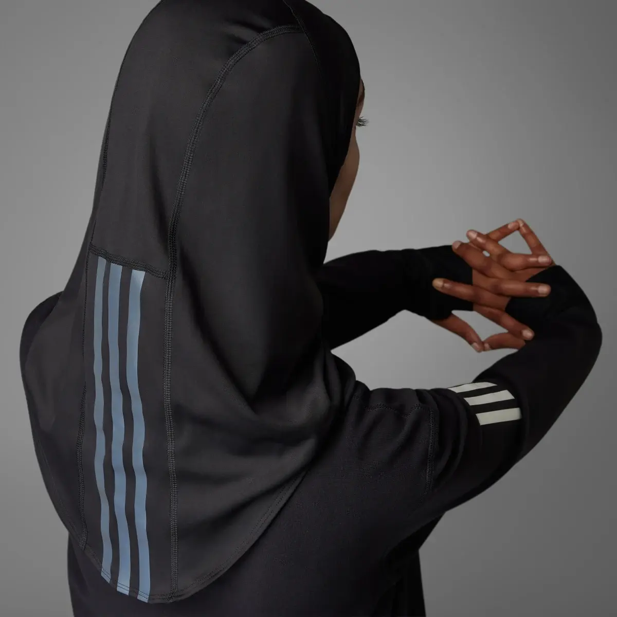 Adidas Run Icons 3-Stripes Sport Hijab. 1