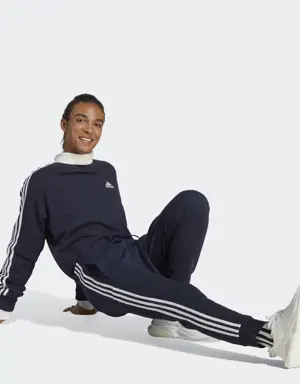 Adidas Pantalón Essentials French Terry Tapered Cuff 3 bandas. 3 Adidas Pantalón Essentials French Terry Tapered Cuff 3 bandas. 3