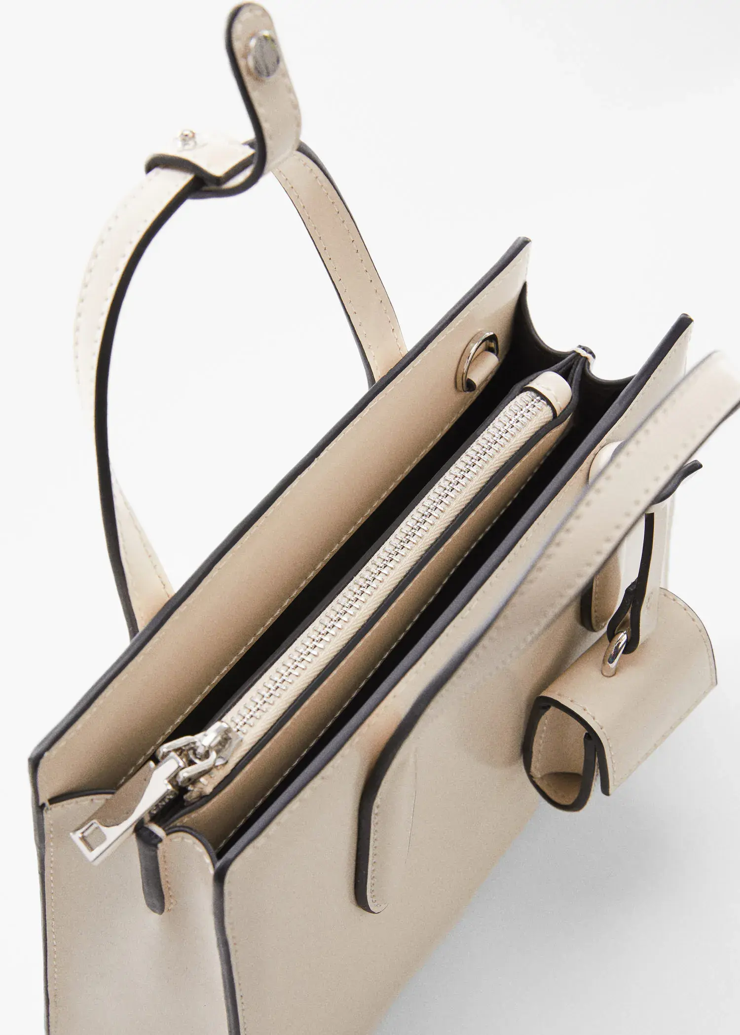 Mango Saffiano-effect small shopper bag. a close-up view of the inside of a purse. 