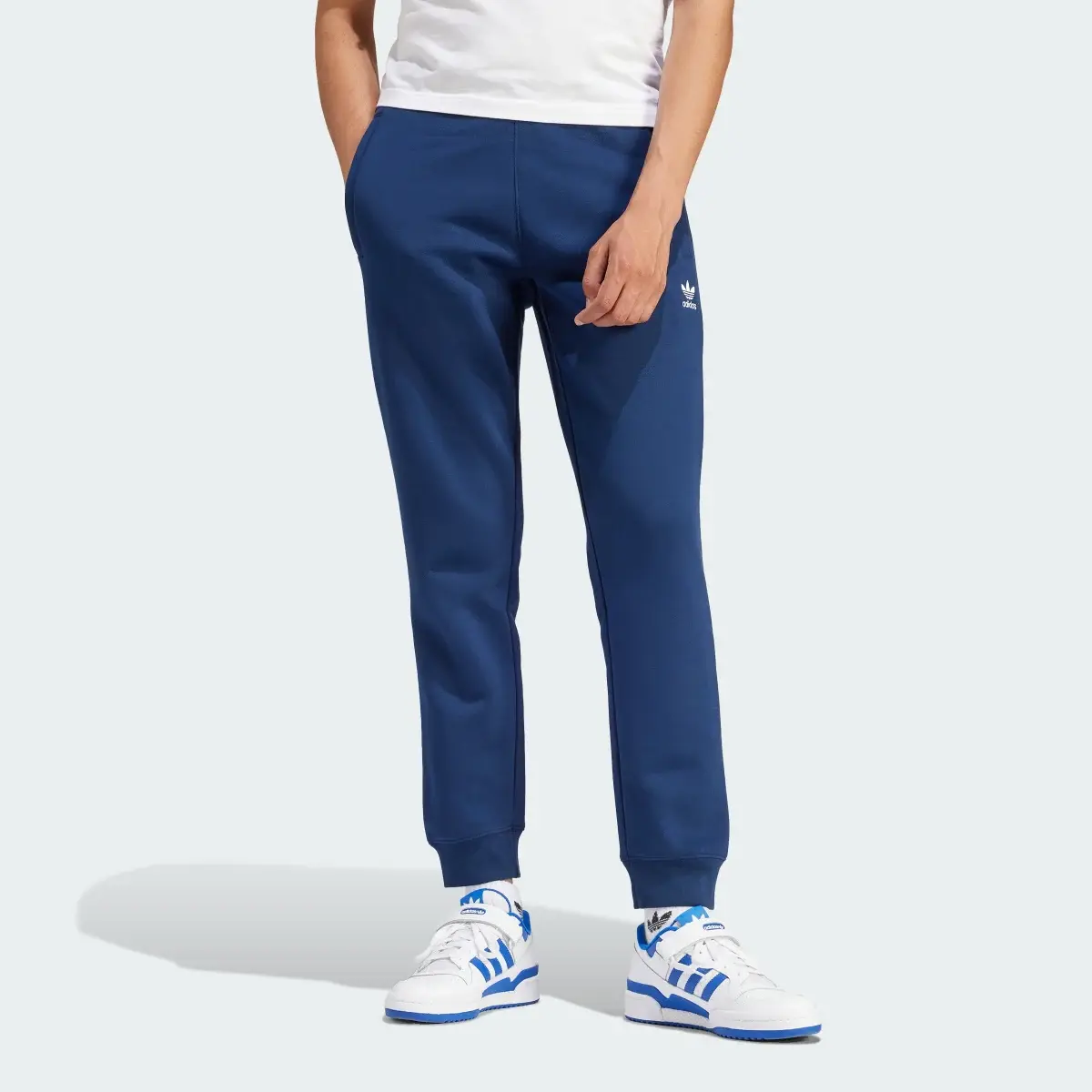 Adidas Pantaloni Trefoil Essentials. 1