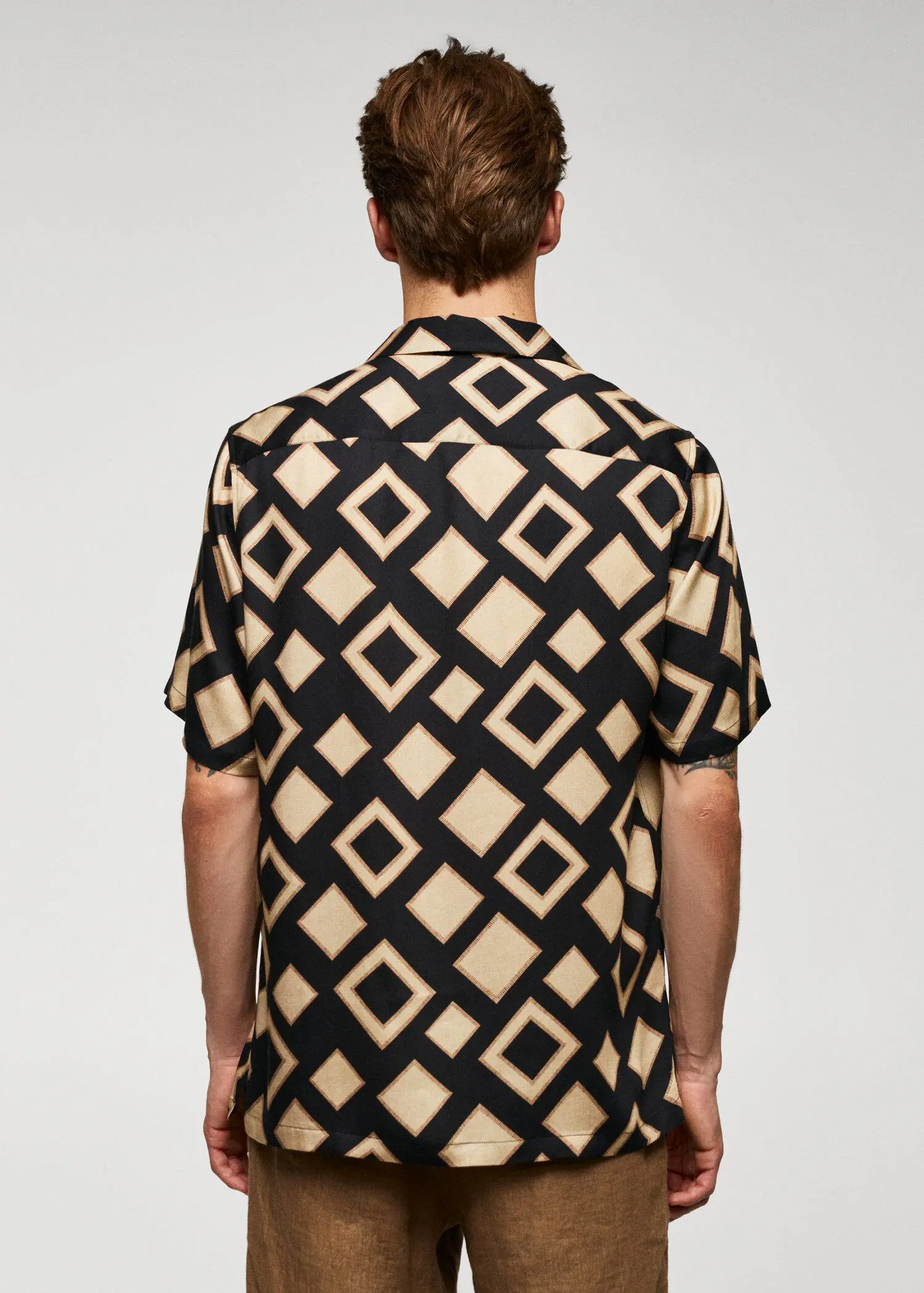 Mango Geometric-print bowling shirt. 3