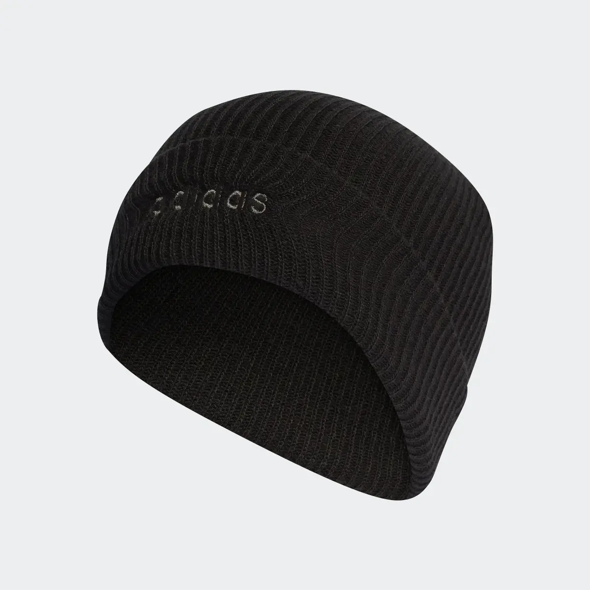 Adidas Bonnet Classic. 2