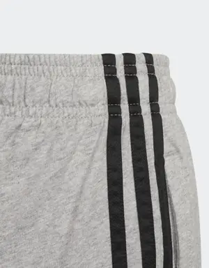 Adidas Short adidas Essentials 3-Stripes. 3