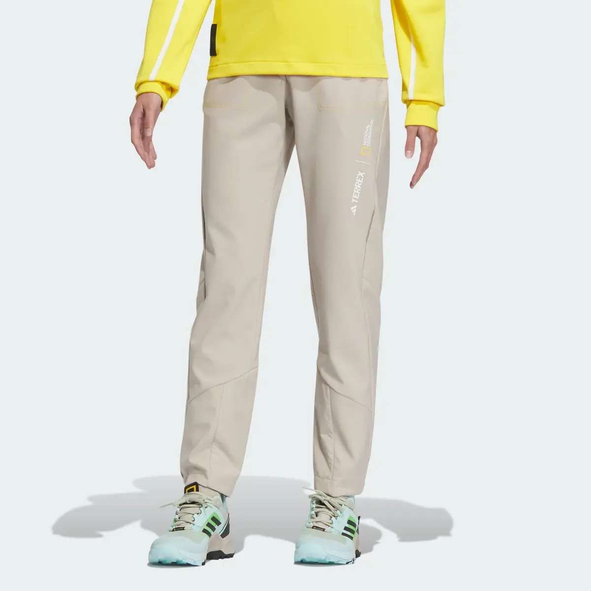 Adidas National Geographic Soft Shell Pantolon. 1