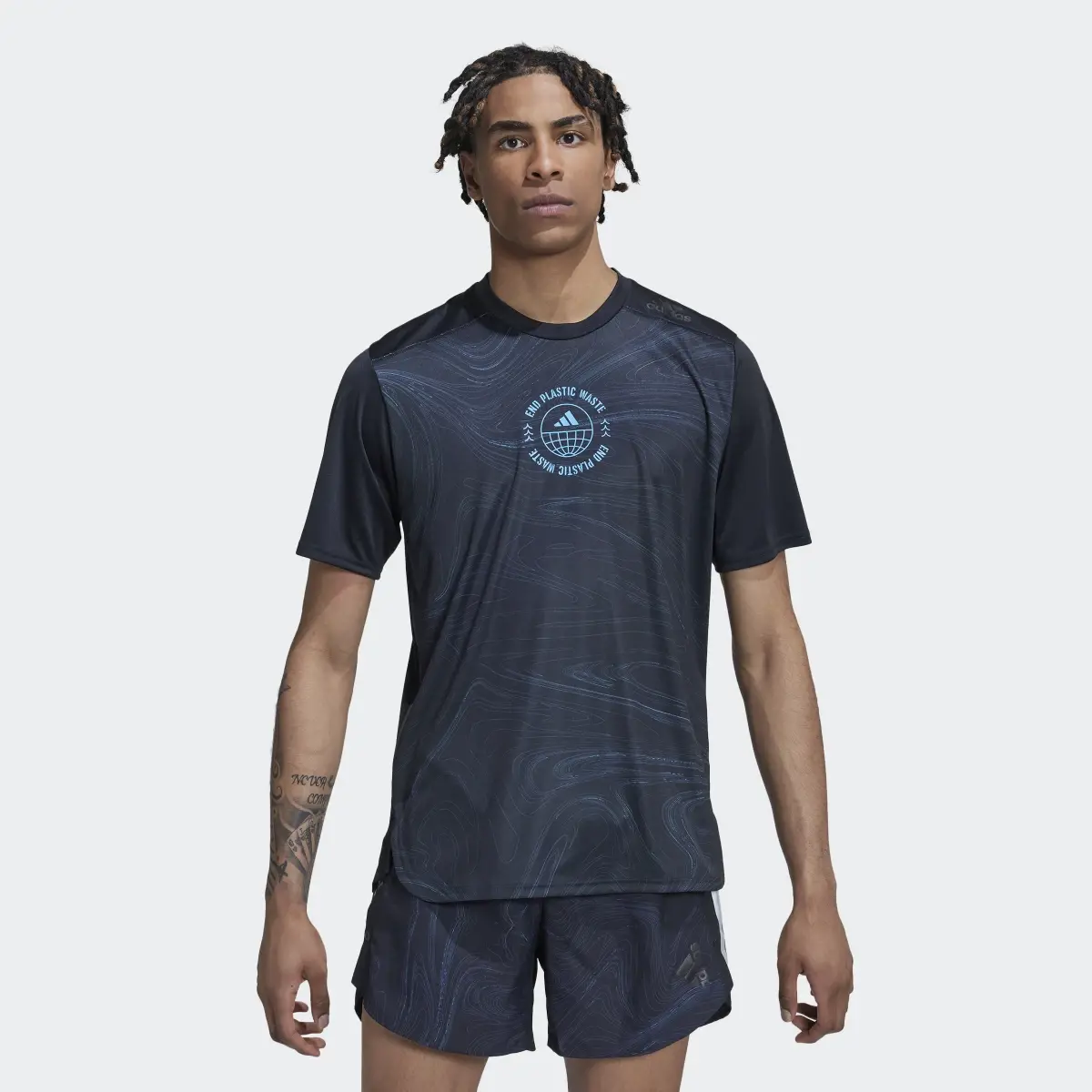 Adidas Playera Designed for Running for the Oceans. 2