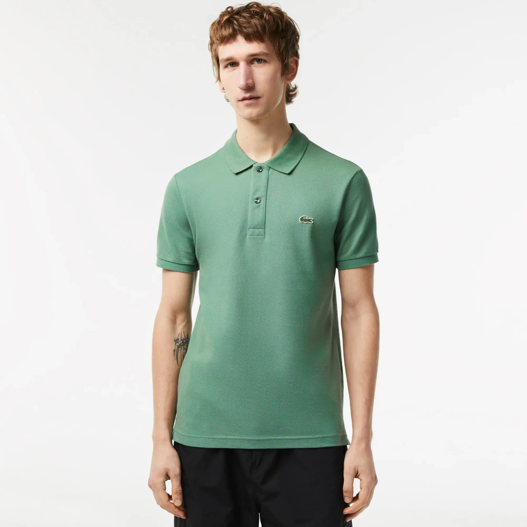 Lacoste Original L.12.12 Slim Fit Poloshirt. 1