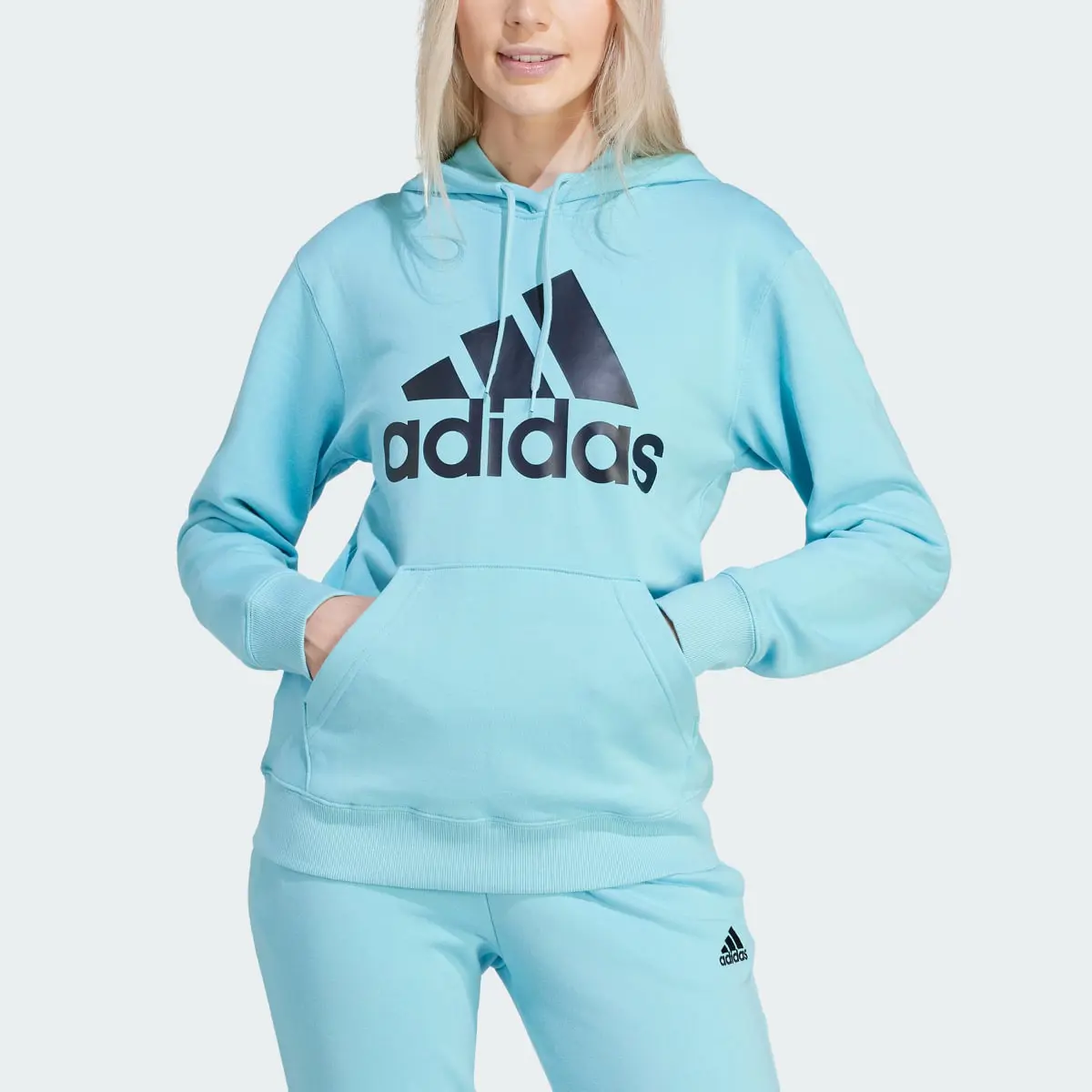 Adidas Sudadera con Gorro Essentials Logo Grande. 1