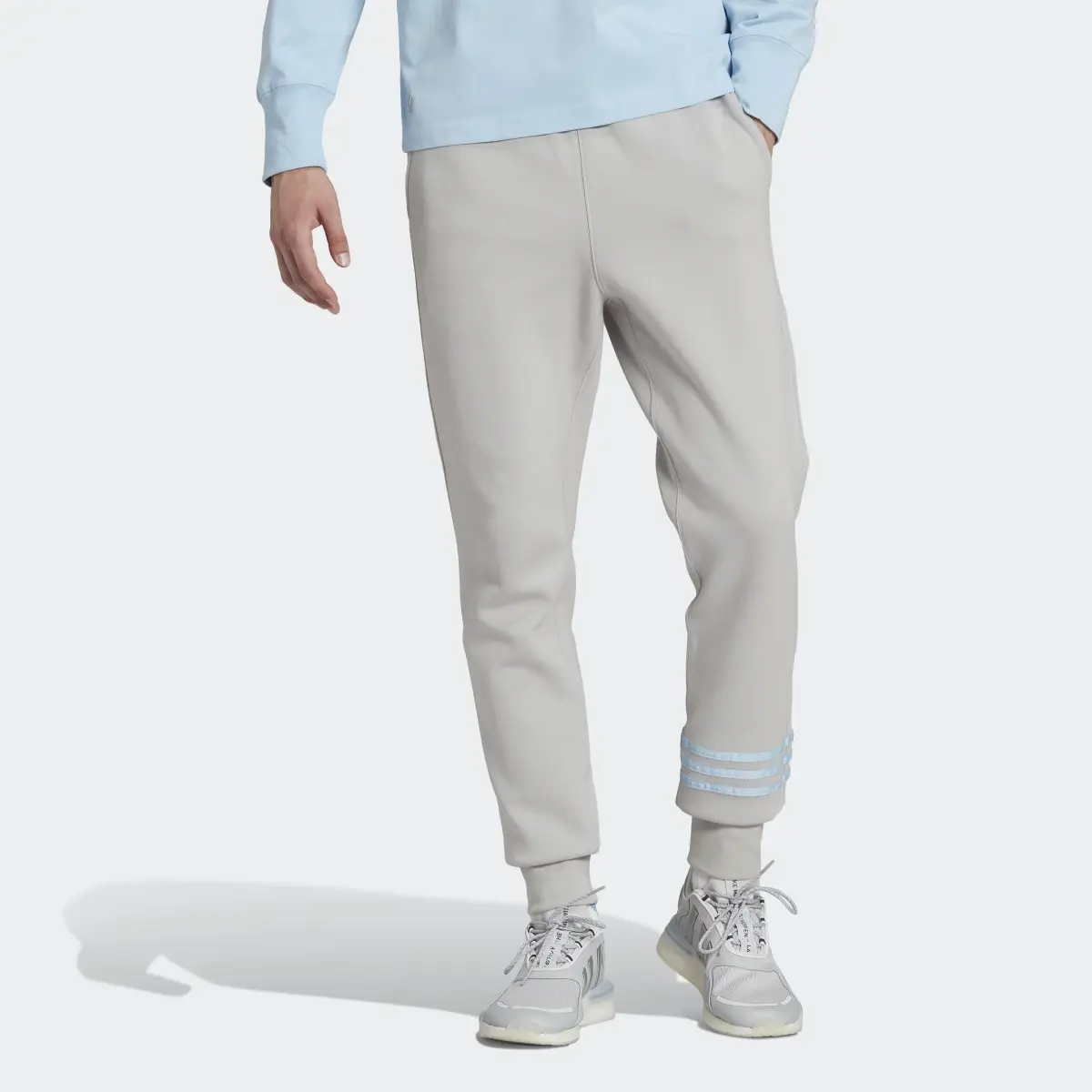 Adidas Adicolor Neuclassics Sweatpants. 1