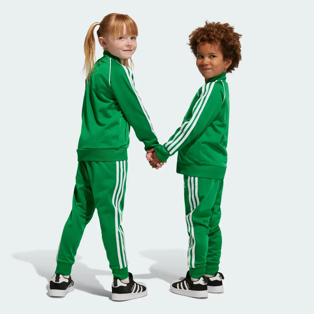 Adidas Track suit adicolor SST. 3