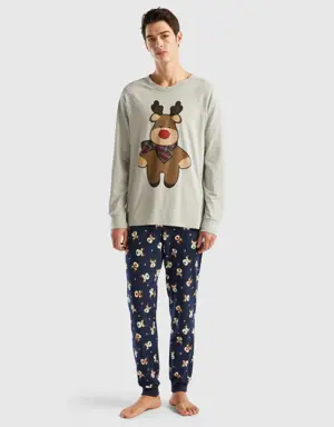 warm pyjamas with reindeer print