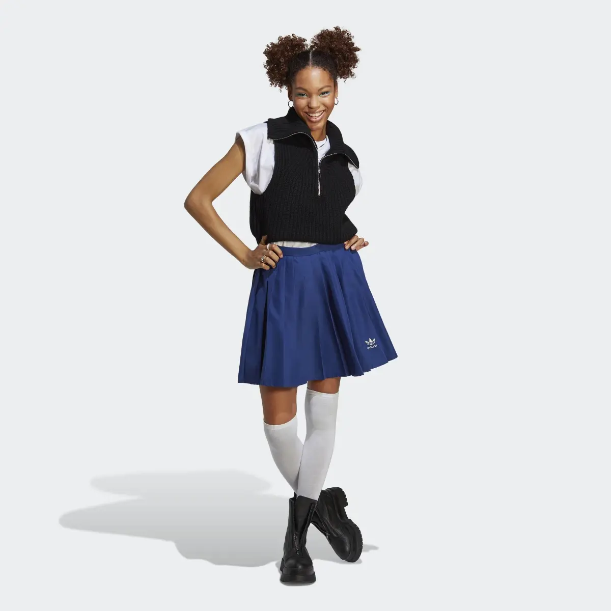 Adidas Pleated Skirt. 3