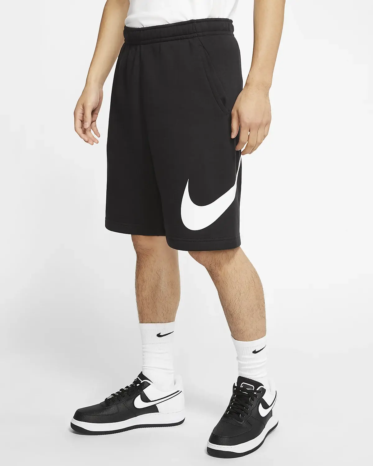 Nike Sportswear Club. 1